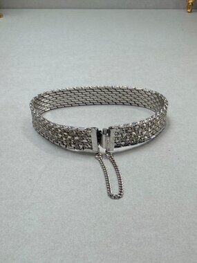 Vintage Monet Silver Tone Diamond Cut Textured Flexible Mesh Box Clasp Bracelet